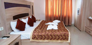 TG Rooms GNB Road, Tinsukia